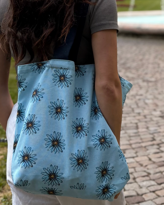 Large Tote - Ditzy Daisy