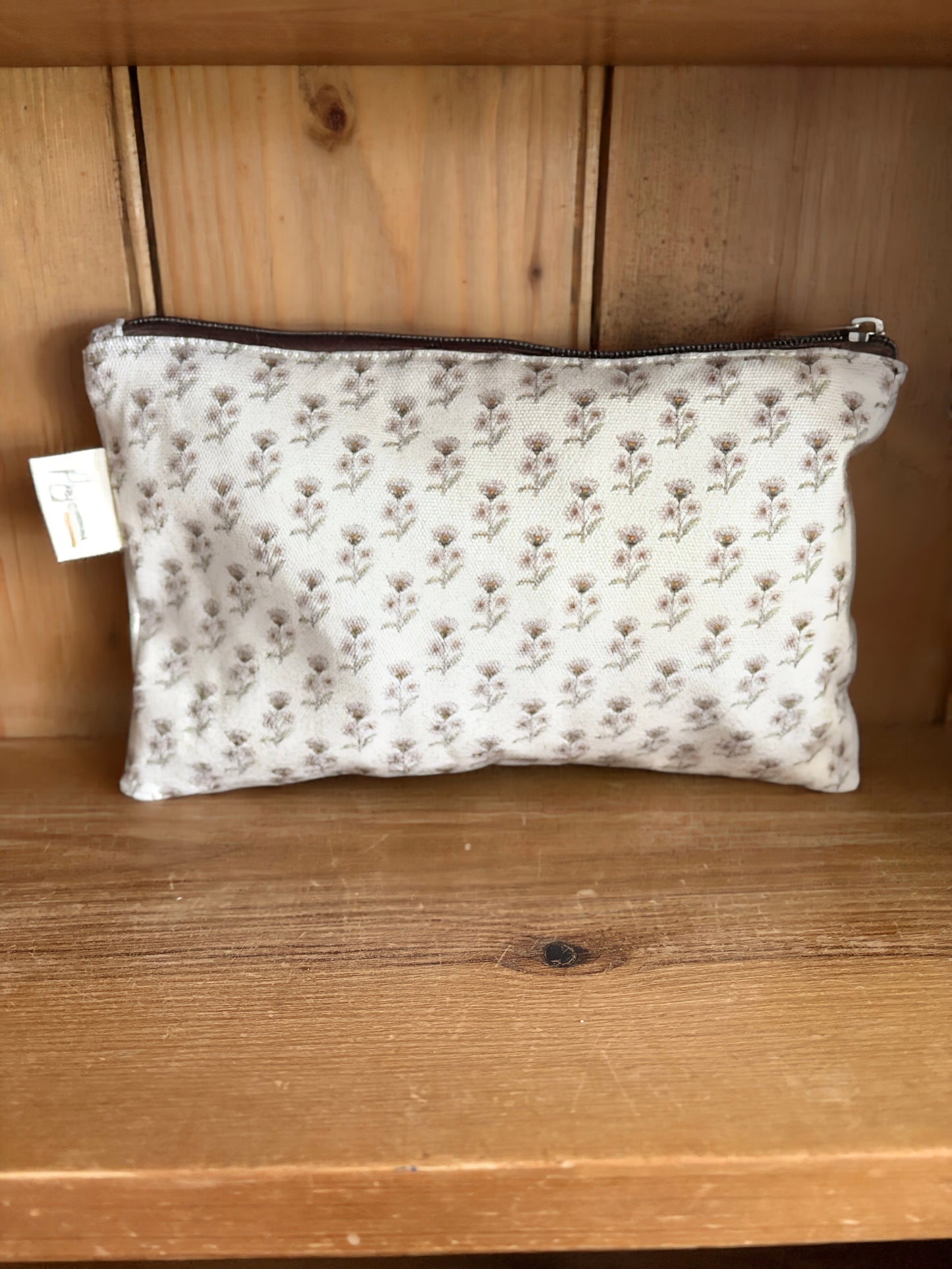 Pouch bag - Retro Whimsy Daisy