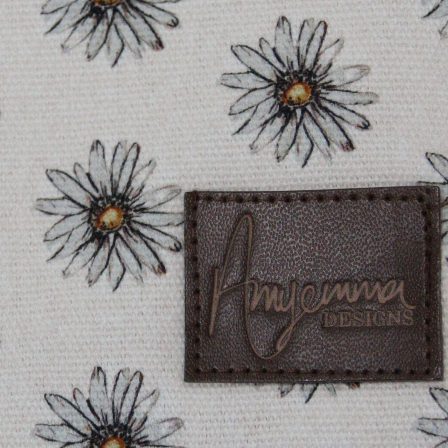 Pouch bag - Ditzy Daisy - White