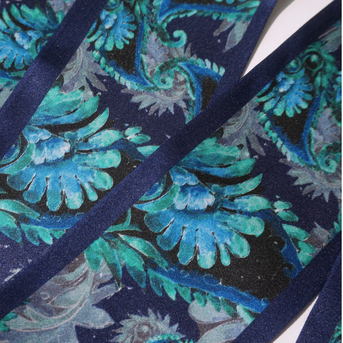 Twilly - Painted Paisley - Navy