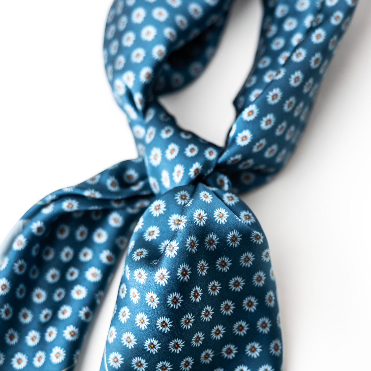 Silk Scarf 35x35" - Ditzy Daisy - Navy